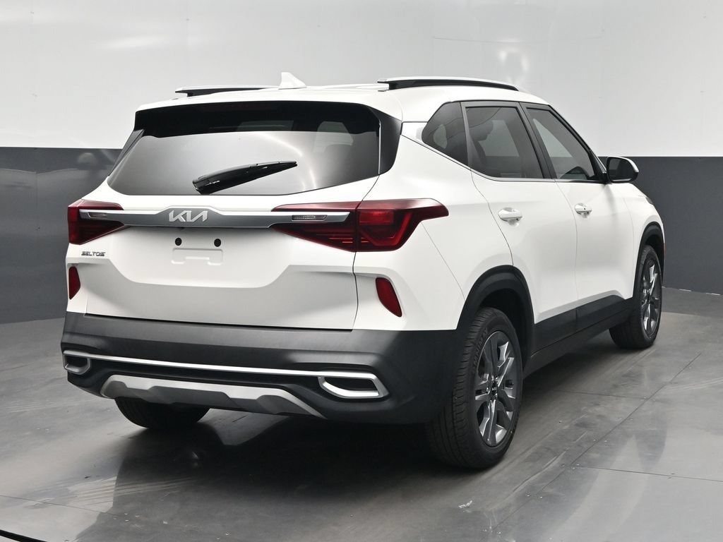 Certified 2022 Kia Seltos S FWD image 28