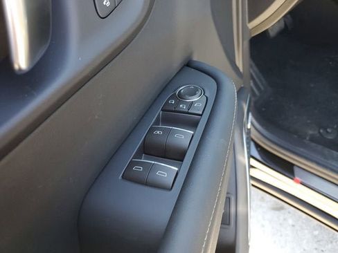 New 2026 Buick Enclave Sport Touring w/ Power Package FWD image 18