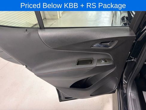 Used 2023 Chevrolet Equinox RS FWD image 17