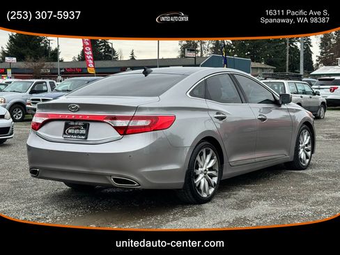 Used 2012 Hyundai Azera w/ Technology Pkg image 4