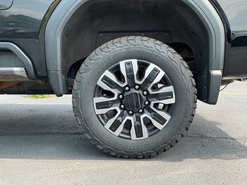 Used 2024 GMC Sierra 2500 Denali Ultimate AWD/4WD image 23