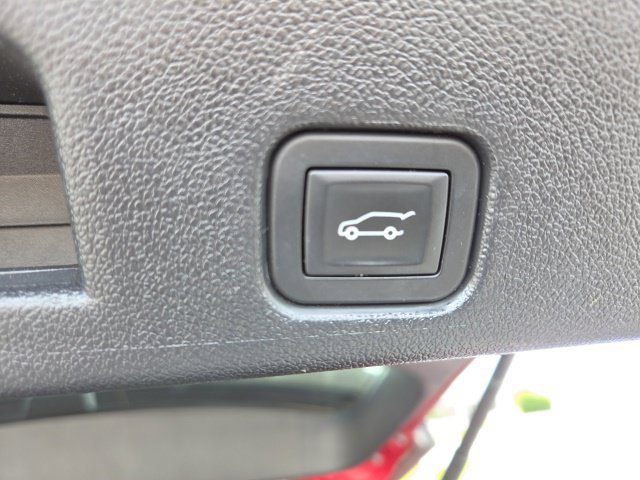 Used 2024 GMC Acadia Denali AWD/4WD image 16