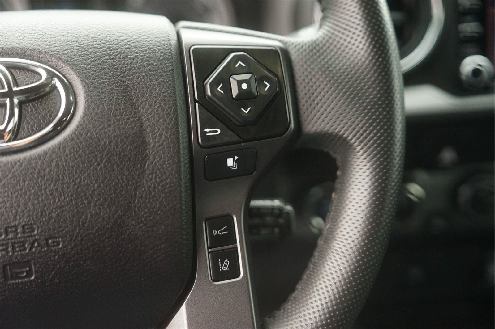 Used 2021 Toyota Tacoma TRD Off-Road AWD/4WD image 23