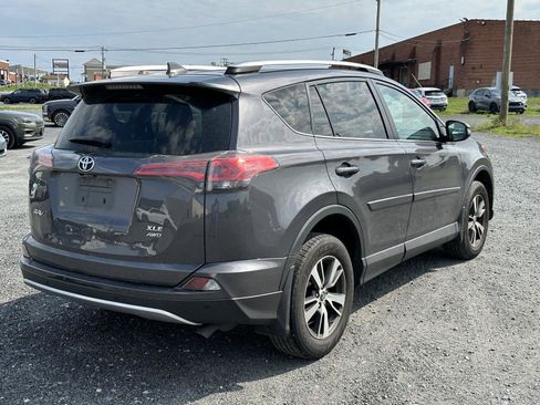 Used 2016 Toyota RAV4 XLE w/ Convenience Package AWD/4WD image 8