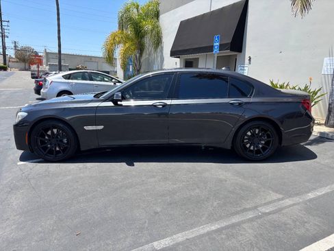 Used 2013 BMW 740Li RWD image 2