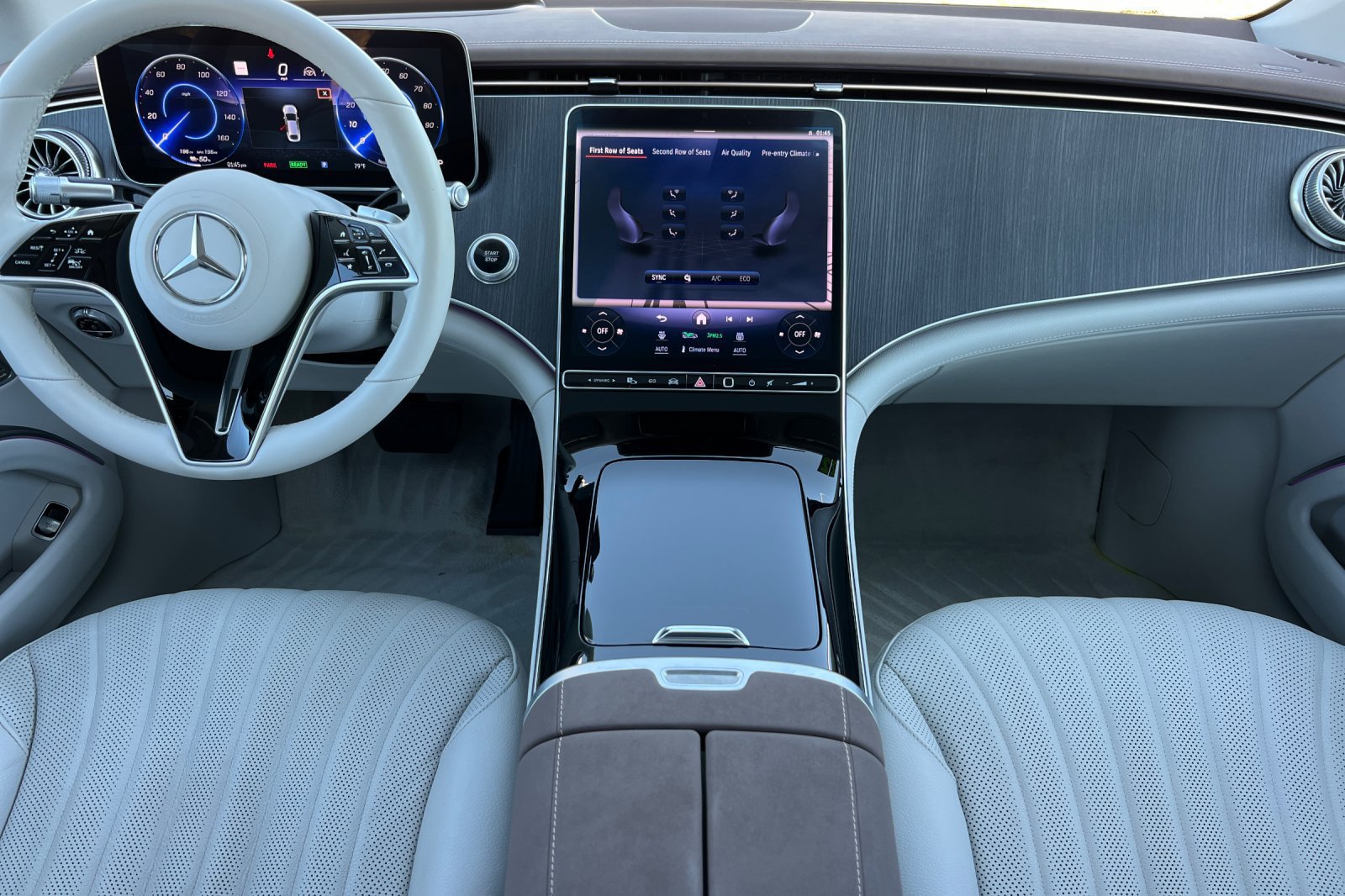 Used 2022 Mercedes-Benz EQS 450+ Sedan image 3