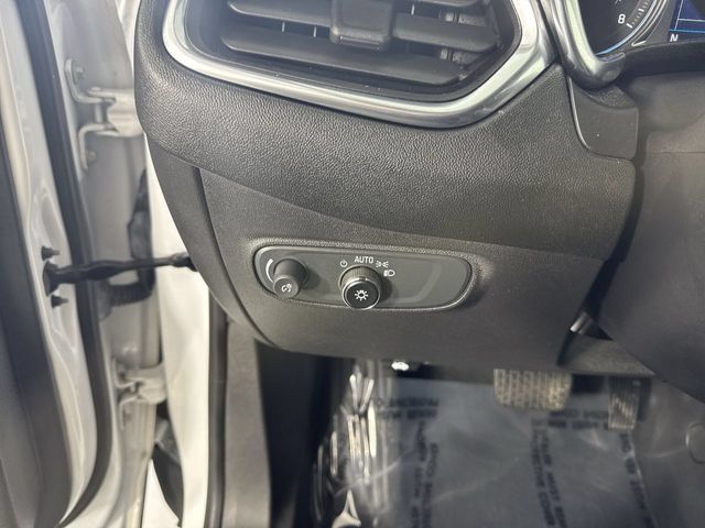 Used 2023 Chevrolet Equinox LS w/ LS Convenience Package AWD/4WD image 15