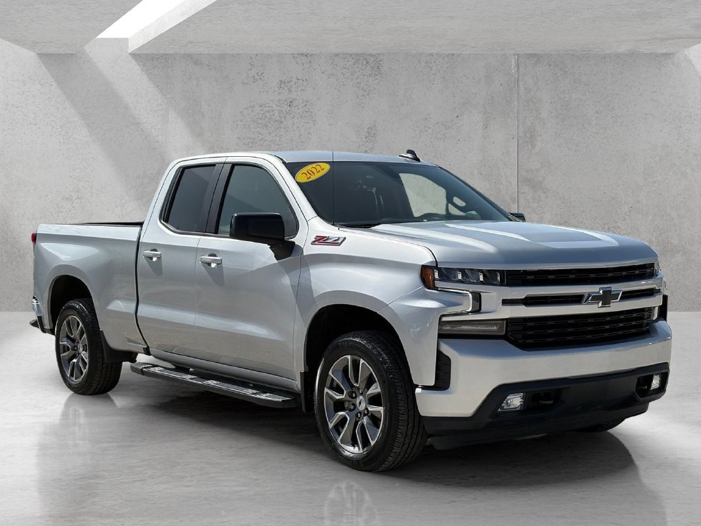 Used 2021 Chevrolet Silverado 1500 RST AWD/4WD image 3