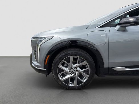 Used 2025 Cadillac Optiq Luxury 1 AWD/4WD image 22