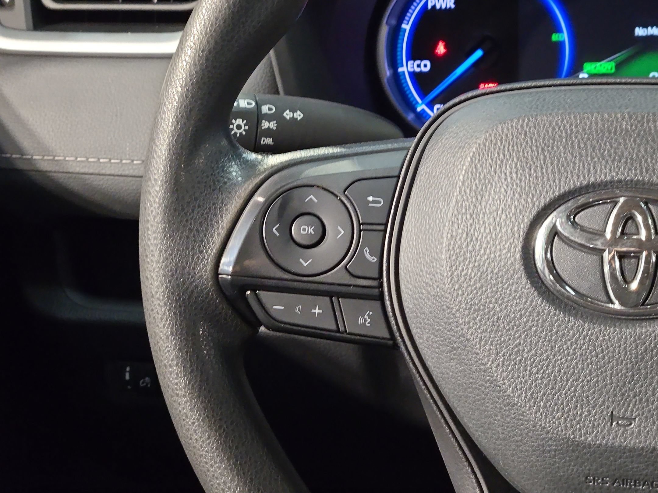 Certified 2024 Toyota RAV4 LE AWD/4WD image 26