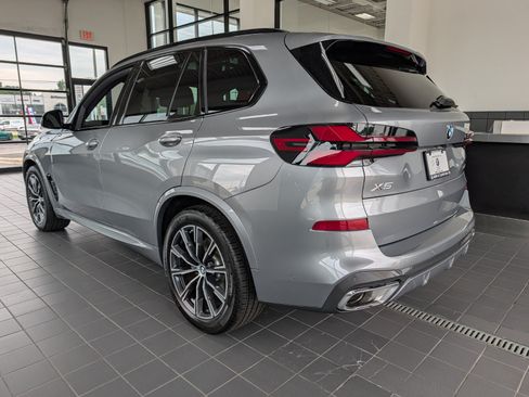 Used 2026 BMW X5 xDrive40i AWD/4WD image 6
