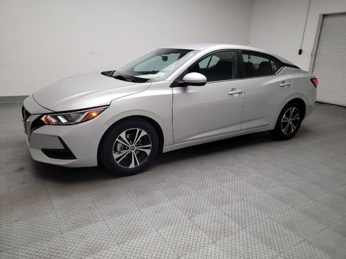 Used 2023 Nissan Sentra SV image 2