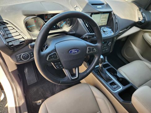Used 2017 Ford Escape Titanium FWD image 2