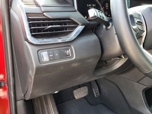 Used 2024 GMC Acadia Elevation w/ Black Edition FWD image 19