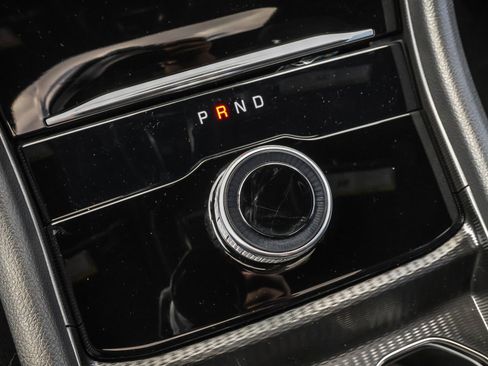 New 2025 Jeep Grand Cherokee Laredo X w/ Luxury Tech Group I image 21