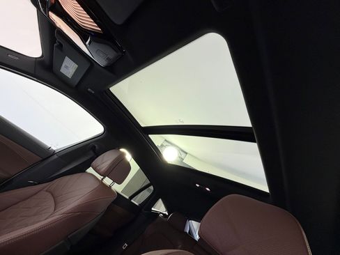 Certified 2025 BMW X6 xDrive40i w/ Premium Package image 14