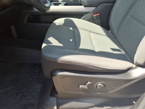 Used 2022 RAM 1500 Big Horn AWD/4WD image 16