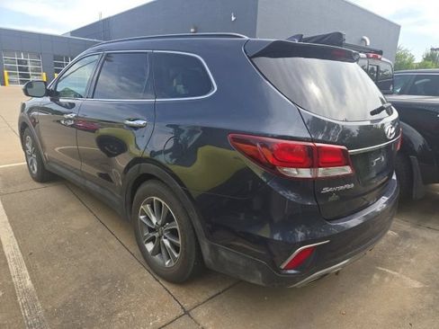 Used 2017 Hyundai Santa Fe SE FWD image 5