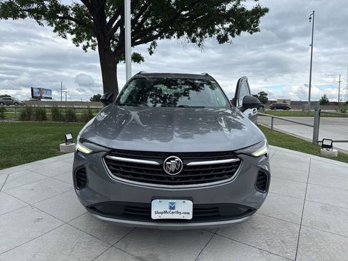 Used 2022 Buick Envision Essence w/ Technology Package I FWD image 3