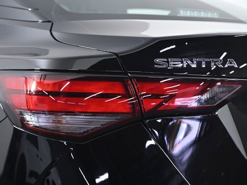 Used 2024 Nissan Sentra SV image 8