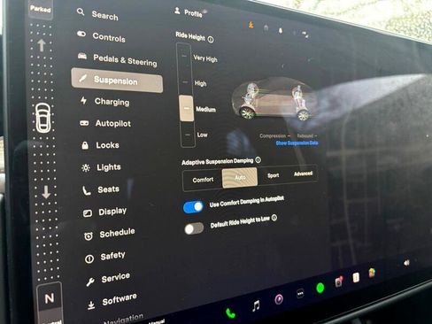 Used 2022 Tesla Model S AWD image 42