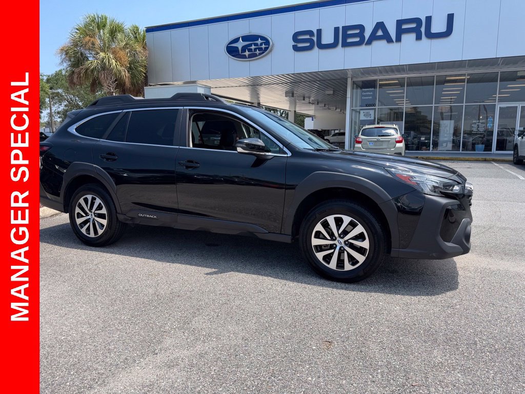 Used 2024 Subaru Outback Premium AWD/4WD image 1