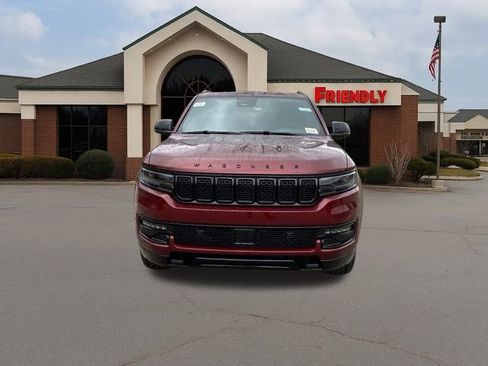 New 2024 Jeep Wagoneer L Series II image 9