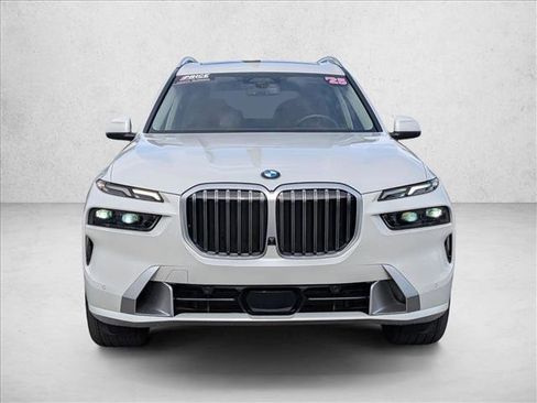 Certified 2025 BMW X7 xDrive40i AWD/4WD image 2