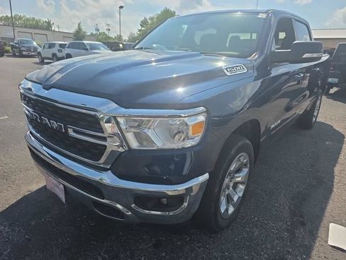 Used 2022 RAM 1500 Big Horn AWD/4WD image 2