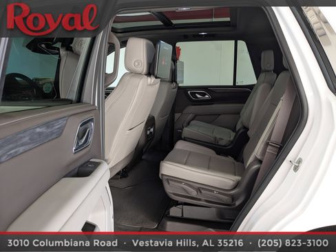 Used 2023 GMC Yukon SLT image 16