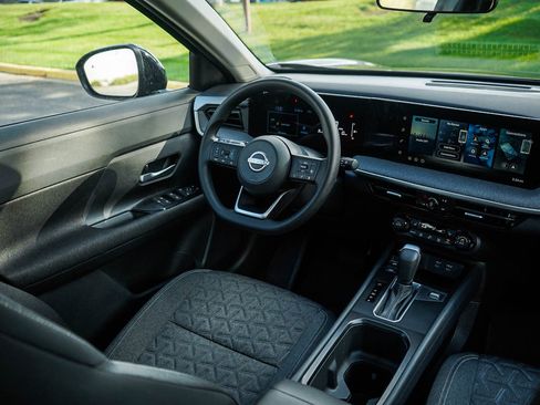 New 2026 Nissan Kicks SV w/ SV Premium Package image 14