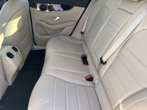 Certified 2022 Mercedes-Benz GLC 300 image 12