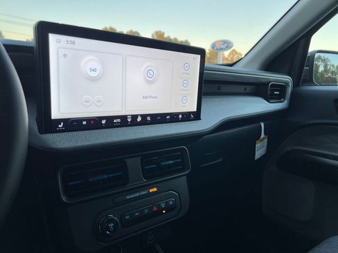 New 2025 Ford Maverick XLT w/ XLT Luxury Package image 24