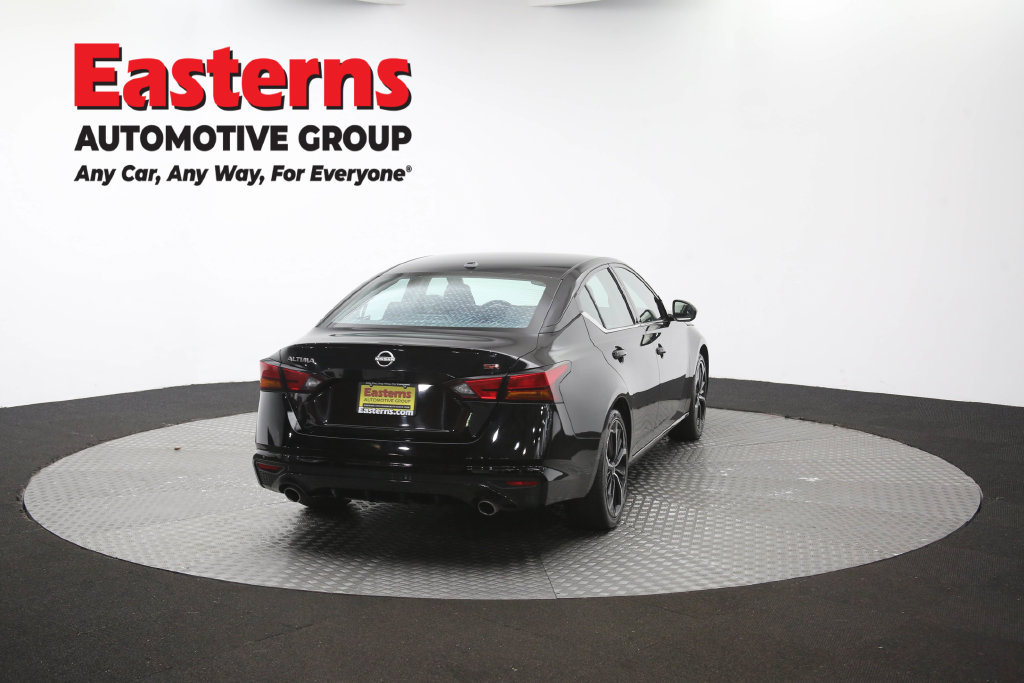 Used 2024 Nissan Altima 2.5 SR FWD image 41