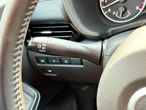 Used 2021 Nissan Sentra SV image 59