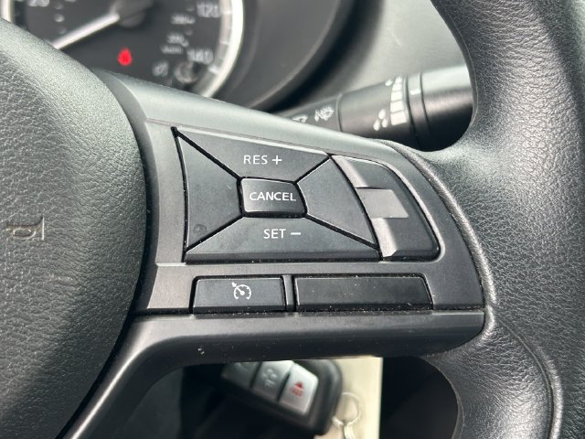 Used 2025 Nissan Versa S FWD image 17