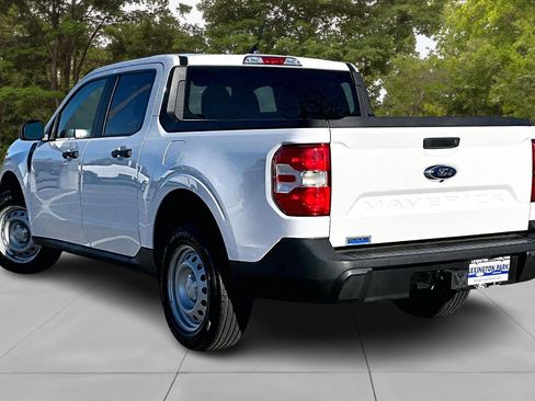 Used 2024 Ford Maverick XL image 4