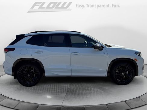 New 2026 Volkswagen Tiguan SE R-Line AWD/4WD image 8