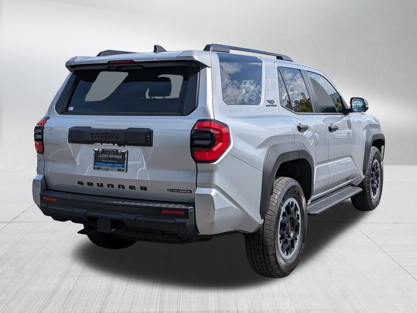 Used 2026 Toyota 4Runner TRD Off-Road Premium AWD/4WD image 6