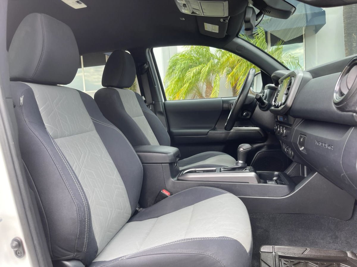 Used 2022 Toyota Tacoma TRD Off-Road RWD image 26