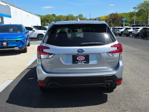 Used 2021 Subaru Forester Limited AWD/4WD image 3