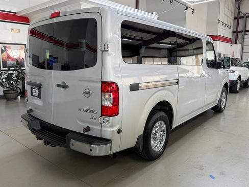 Used 2017 Nissan NV 3500 SV w/ SV Technology Package RWD image 2