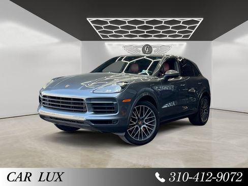 Used 2019 Porsche Cayenne S AWD/4WD image 1