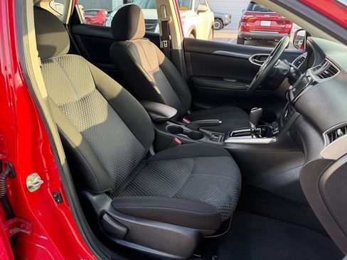 Used 2019 Nissan Sentra SR FWD image 20