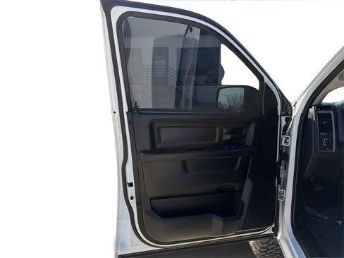 Used 2018 RAM 2500 Tradesman w/ Popular Equipment Group image 20