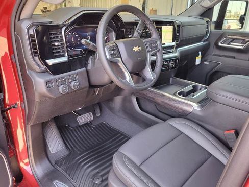 New 2026 Chevrolet Silverado 3500 LTZ w/ LTZ Convenience Package AWD/4WD image 19