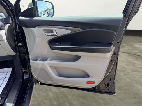 Used 2016 Honda Pilot EX-L image 38