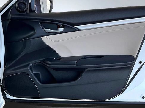 Used 2018 Honda Civic EX image 25