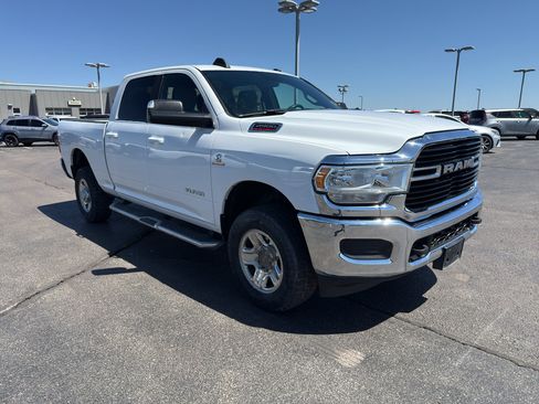 Used 2021 RAM 2500 Big Horn AWD/4WD image 3