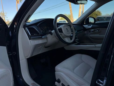 Used 2016 Volvo XC90 T6 Momentum w/ Momentum Plus Package image 41